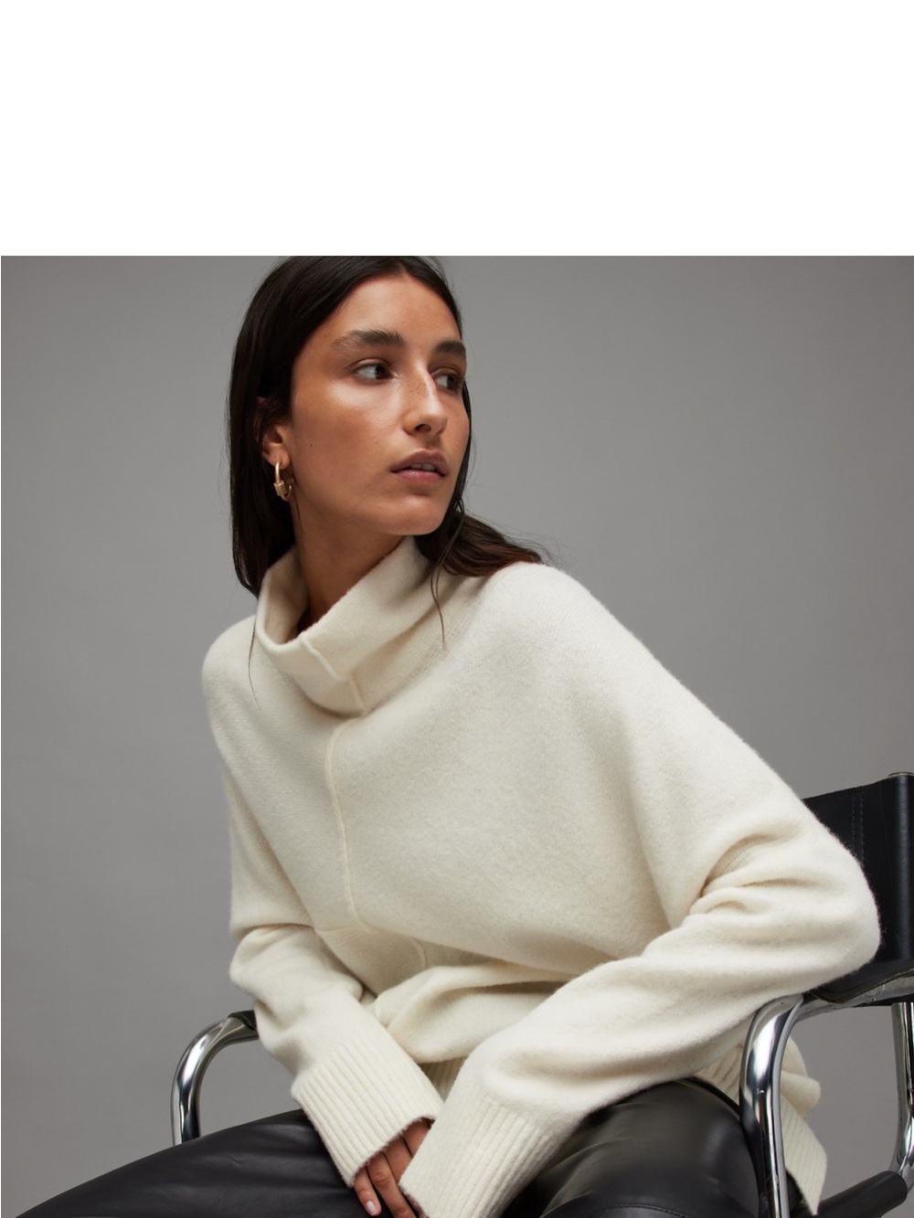 Cream Turtleneck Oversized Sweater asymmetrical All Saints - Picture 4 of 12
